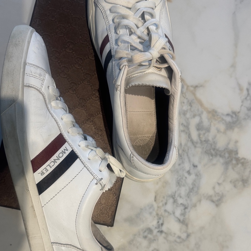 Men's White and Burgundy Sneakers